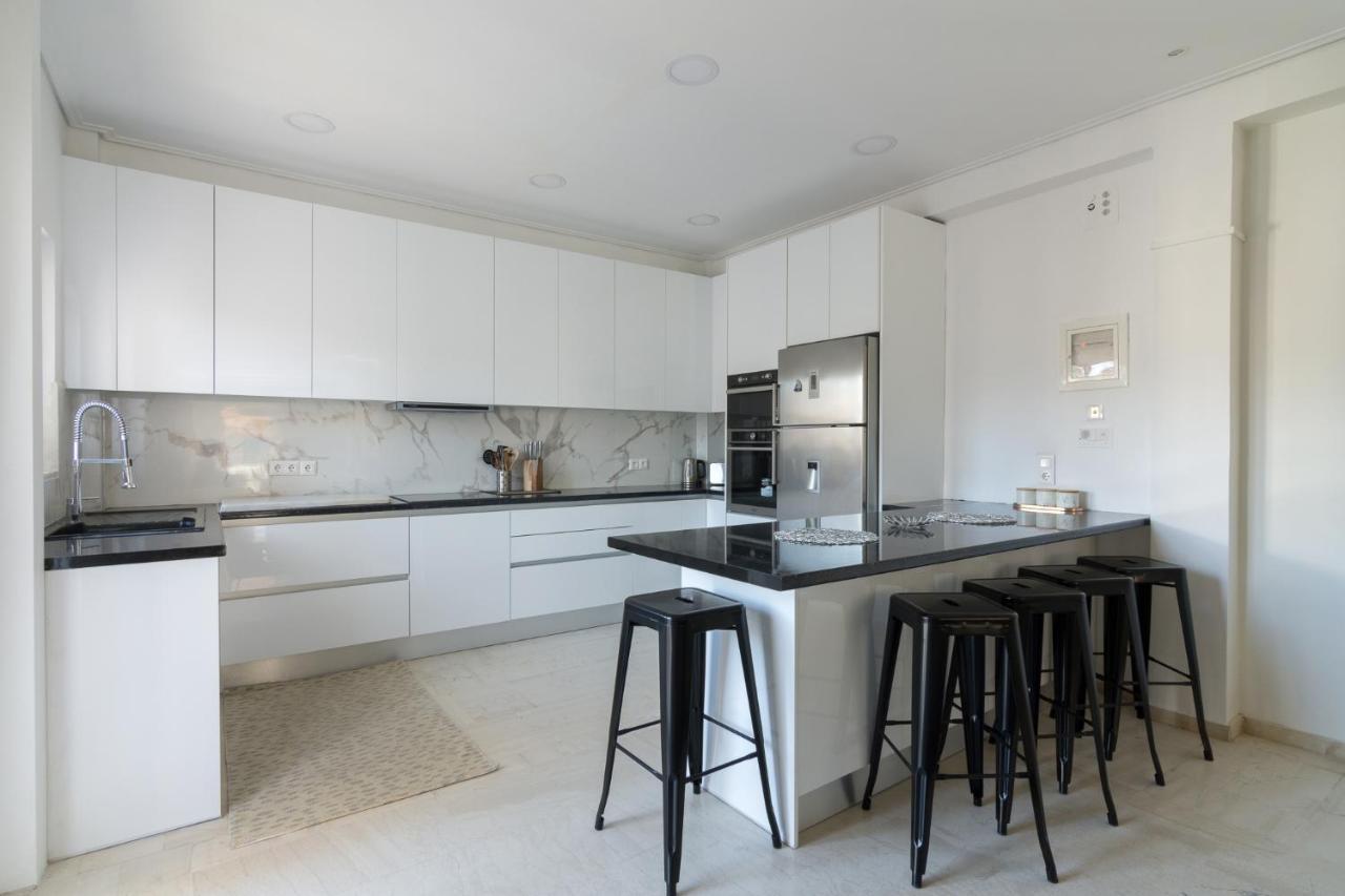 Spacious And Modern Flat For 4 Афины Экстерьер фото
